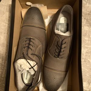 Kenneth Cole Shoes